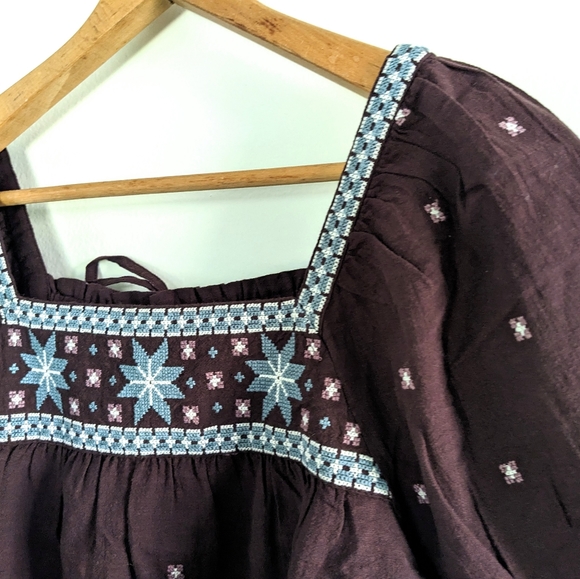 Sold! Madewell Embroidered Crinkle Cotton Bubble Sleeve Top - Picture 12 of 13